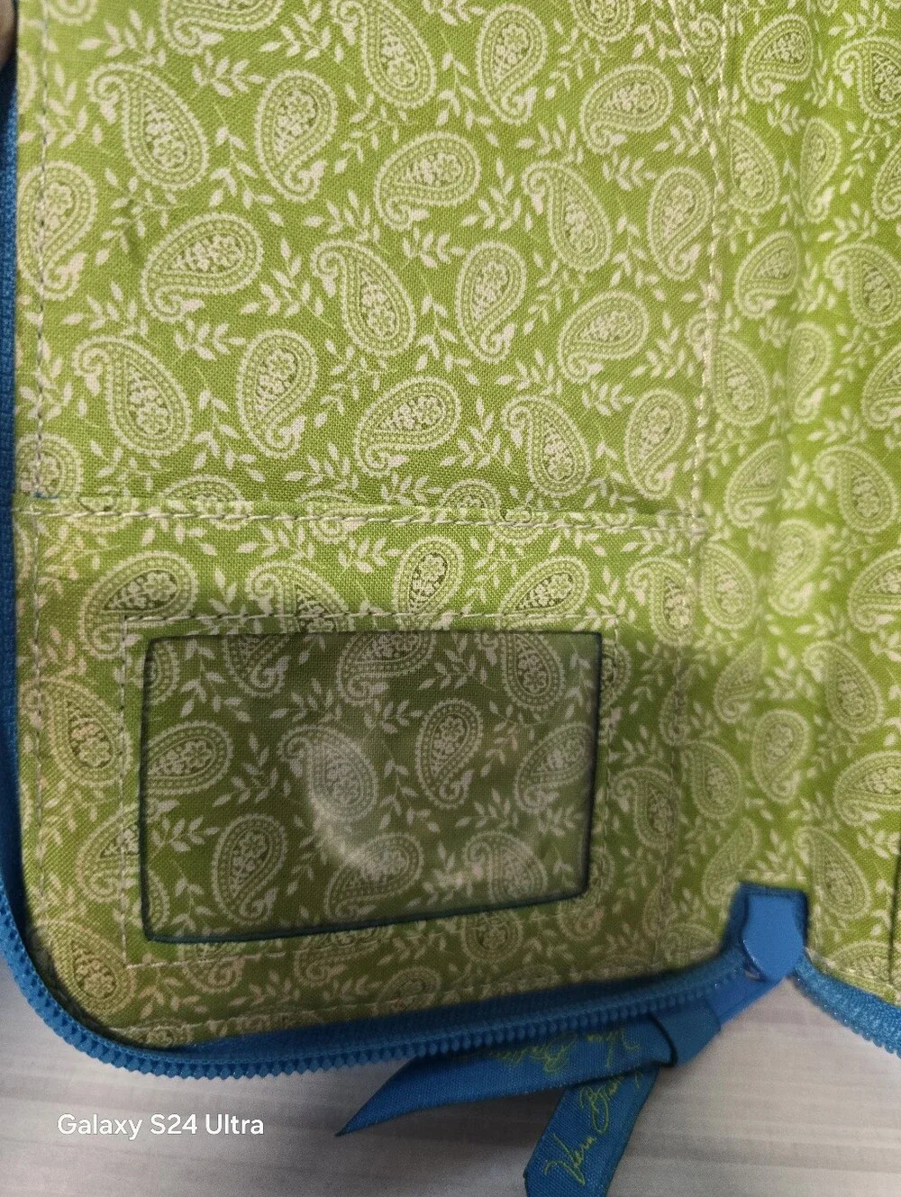 Vera Bradley BERMUDA BLUE PAISLEY Travel Organizer $42 Vintage Retired Pattern